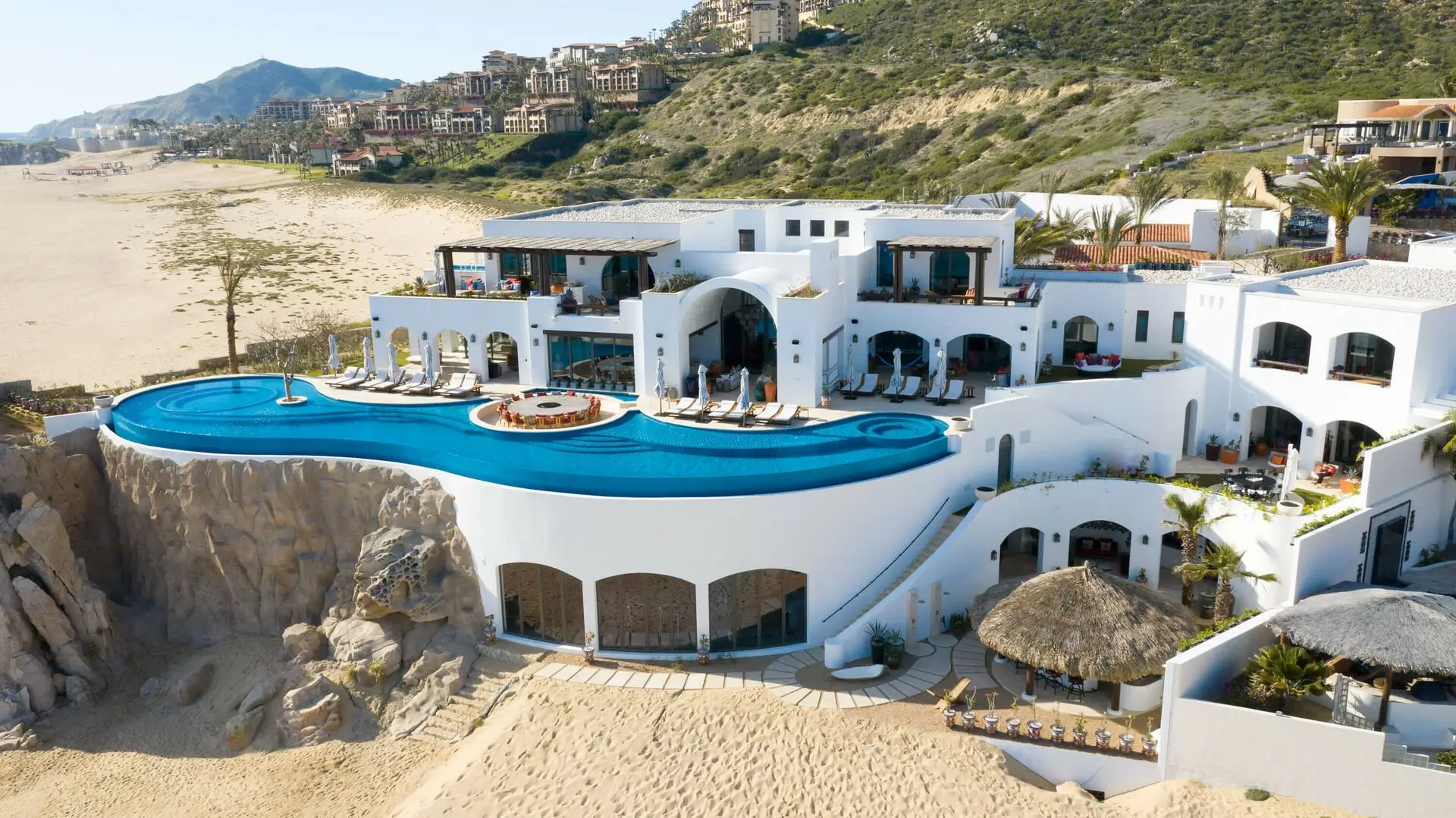 Modern Homes in Cabo San Lucas