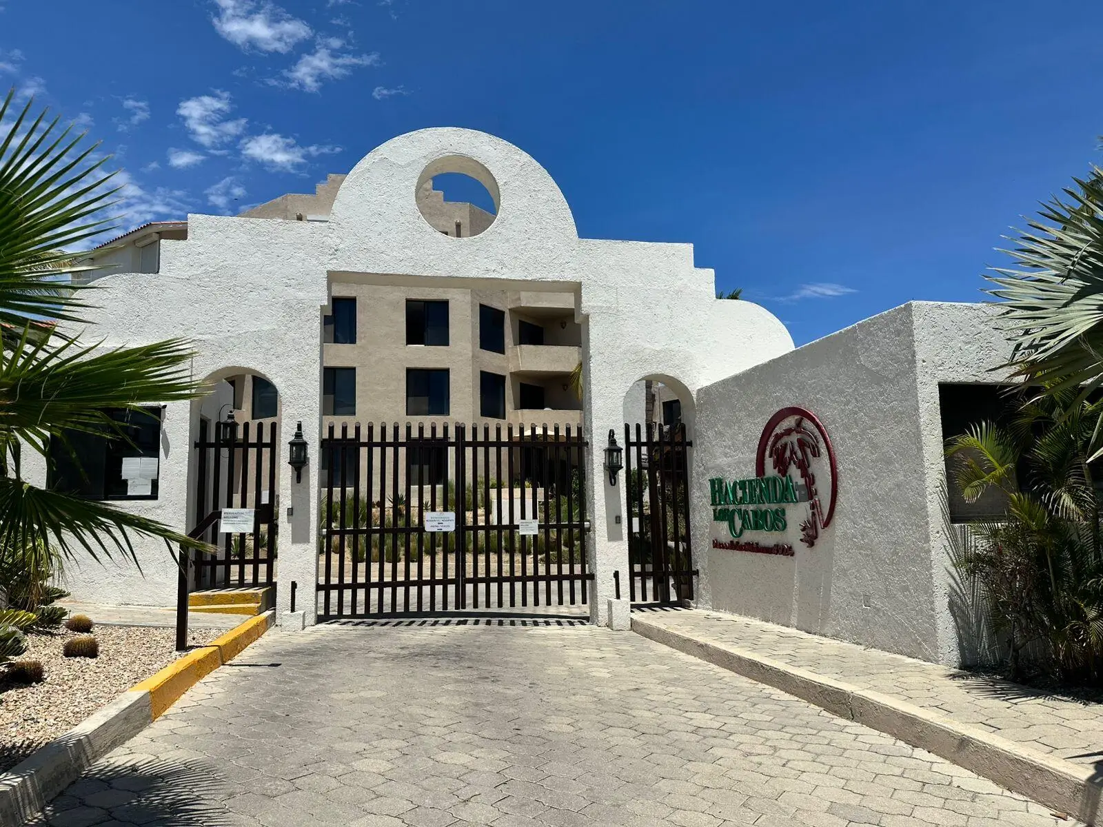 Modern Homes in Los Cabos