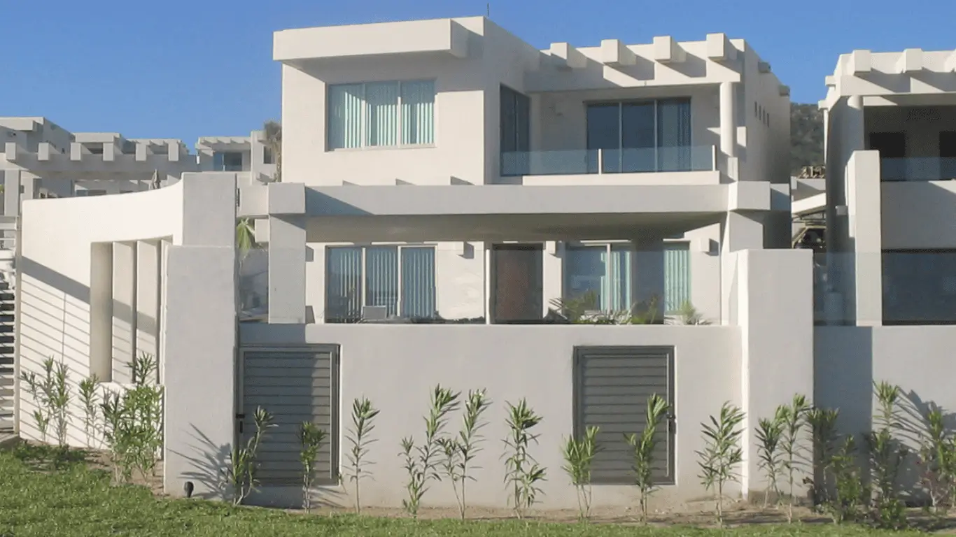 Luxury Homes for Sale in Cabo San Lucas in Palmilla with swimmable beach access and private beach club